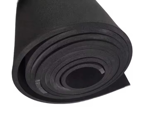 Cao su cách nhiệt xốp PVC NBR mật độ cao ở dạng cuộn và tấm