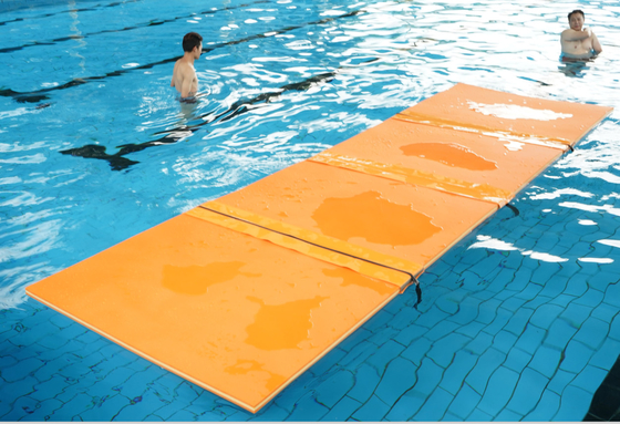 Hộp đóng 9x6 Spliced Floating Pool Mat Foam Multilayer XPE Pad cho bãi biển