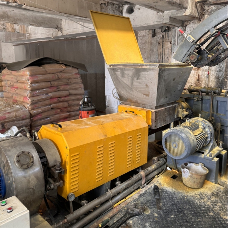 Máy làm mát bằng không khí Die Face Pelletizing Machine For Extruder Granulation Production Line